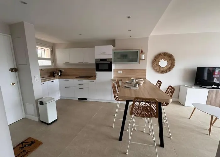 50 M2 - Vue - - Commerces Appartement